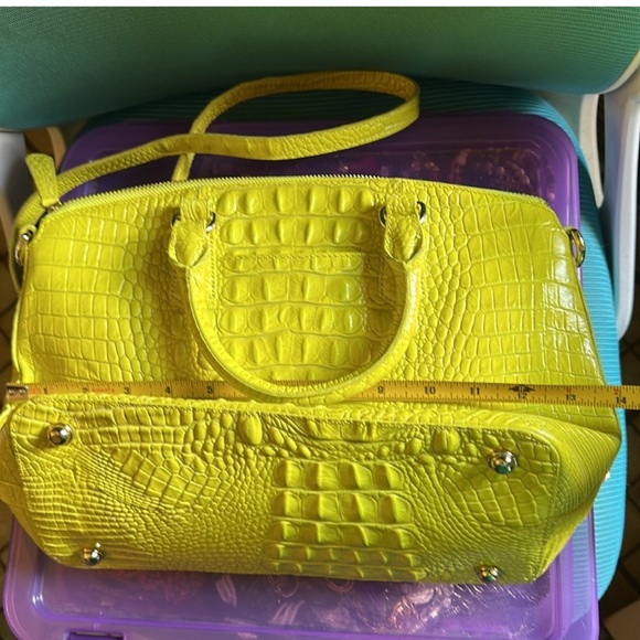Brahmin “ Lemongrass” Crocodile Embossed Satchel with Metallic Hardware NWOT - Picture 9 of 10